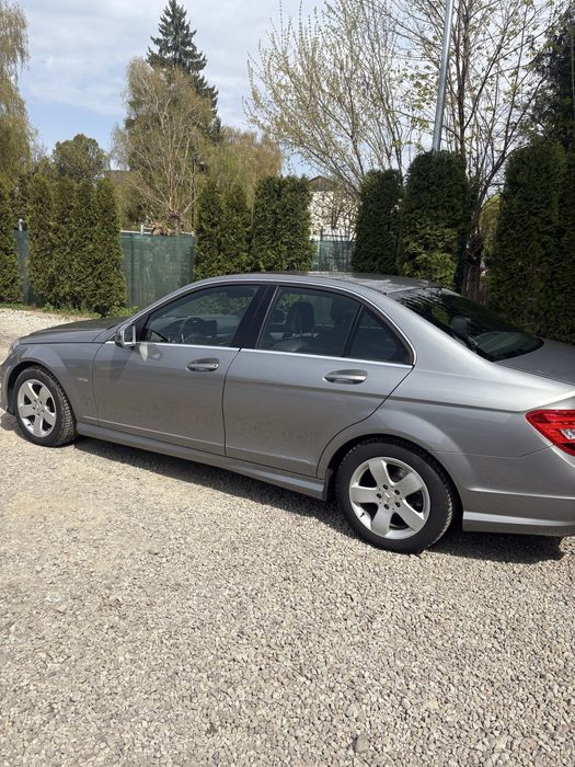 Mercedes-benz C200 2014 diesel automat.