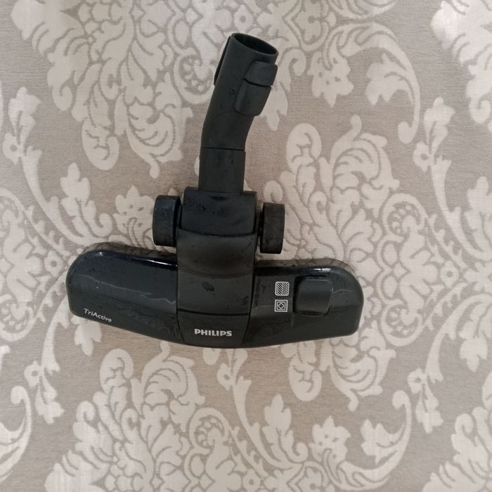 Продам щётку для пылесоса philips оригинал