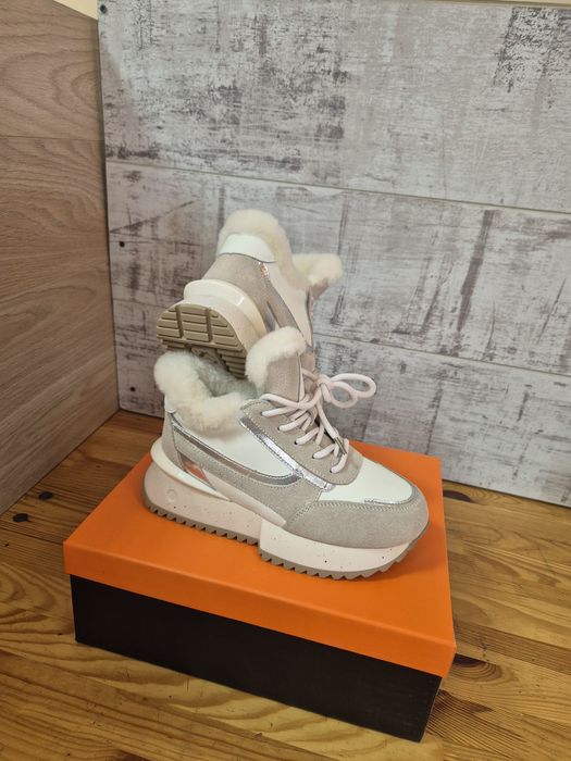 Кроссовки зимние