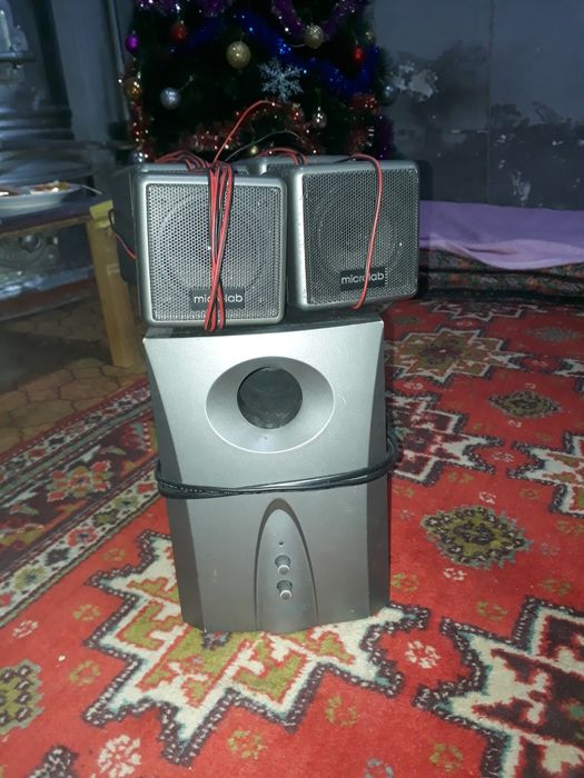 Продается Телевизор,буфер микролаб,роутер