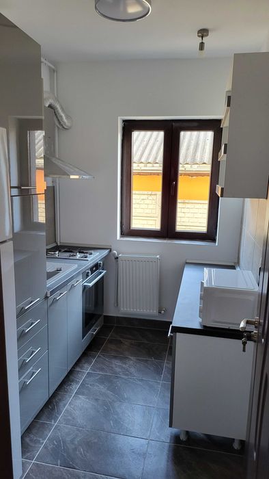 Garsoniera de inchiriat Mega Mall