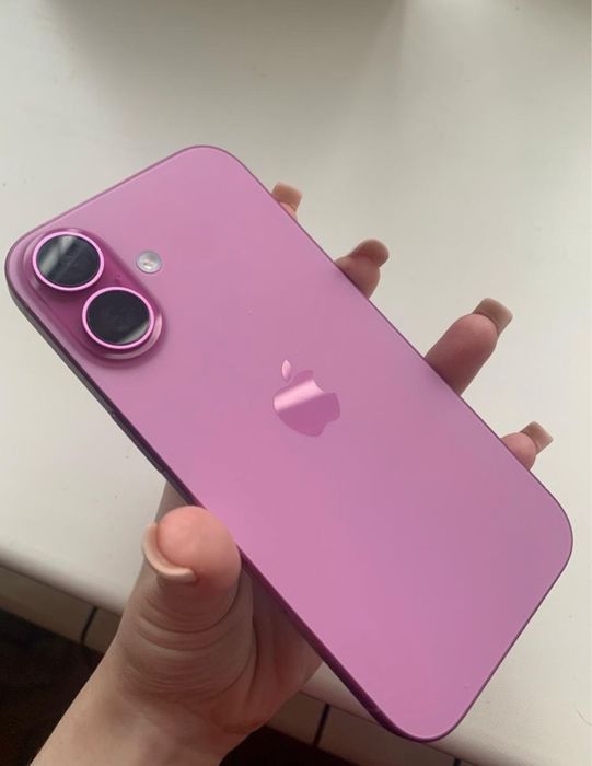 Айфон 16 128гб состояние  10/10