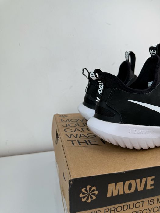 Nike Flex Runner (39) 24.5см.Маратонки