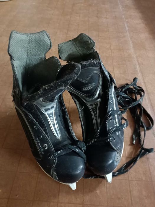 Коньки размер 43,39,36-41.