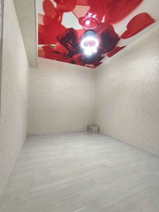 Яшнабодда 3-хона квартира сотилади