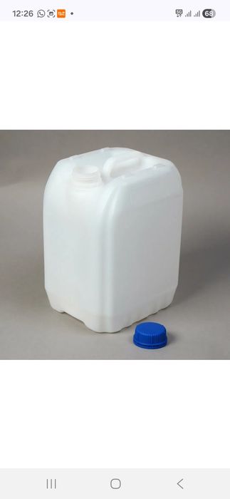 Продам пластиковые конистры 10л