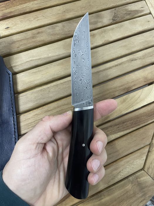 Vand cutit damasteel faurit de Sami Faur