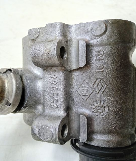 Corp EGR 255366 Dacia Logan prima generatie seria