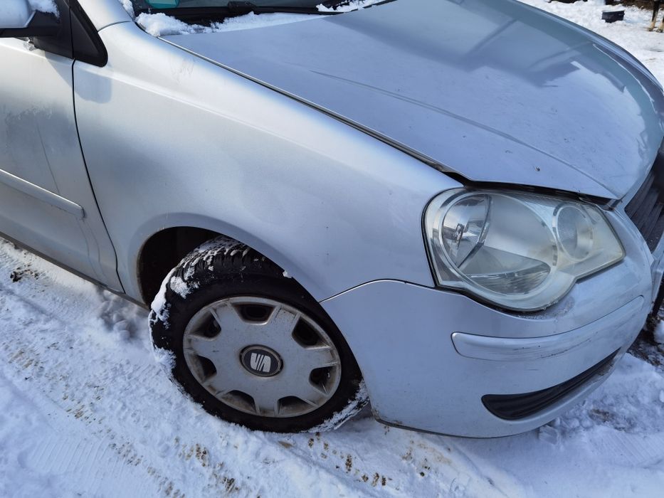 Bara fata spoiler complet capota far stanga dreapta vw polo 9n 2006
