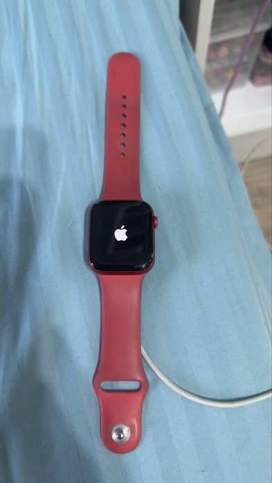 Продам часы     Apple Watch