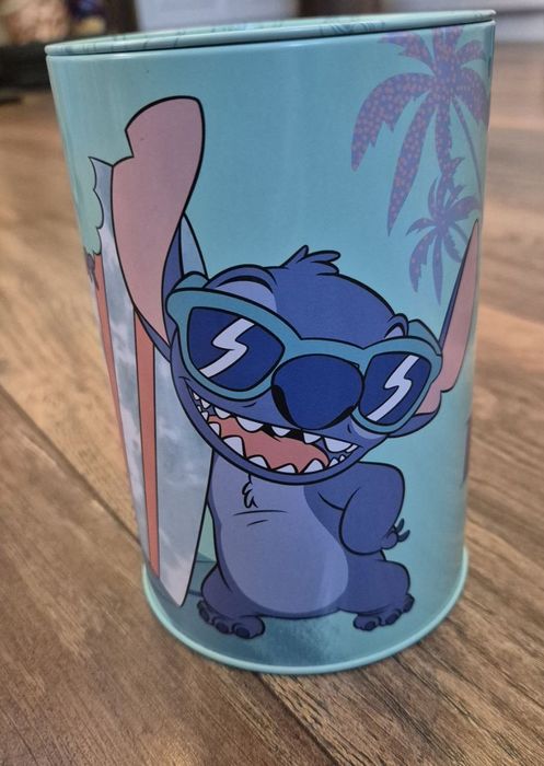 Касичка метална  .