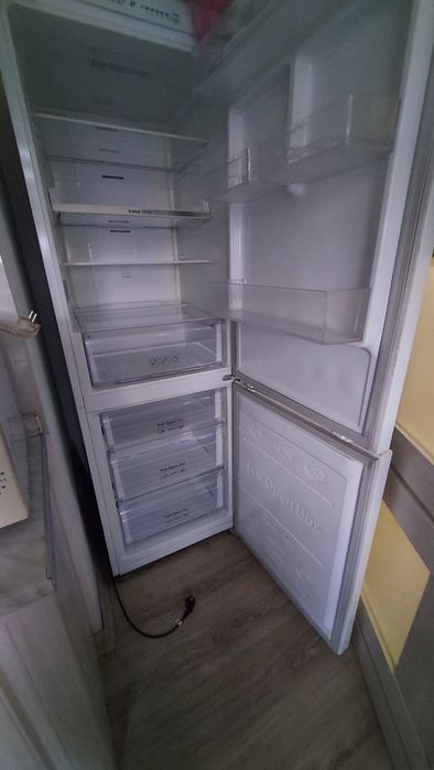 Продам  2 комнатную квартиру