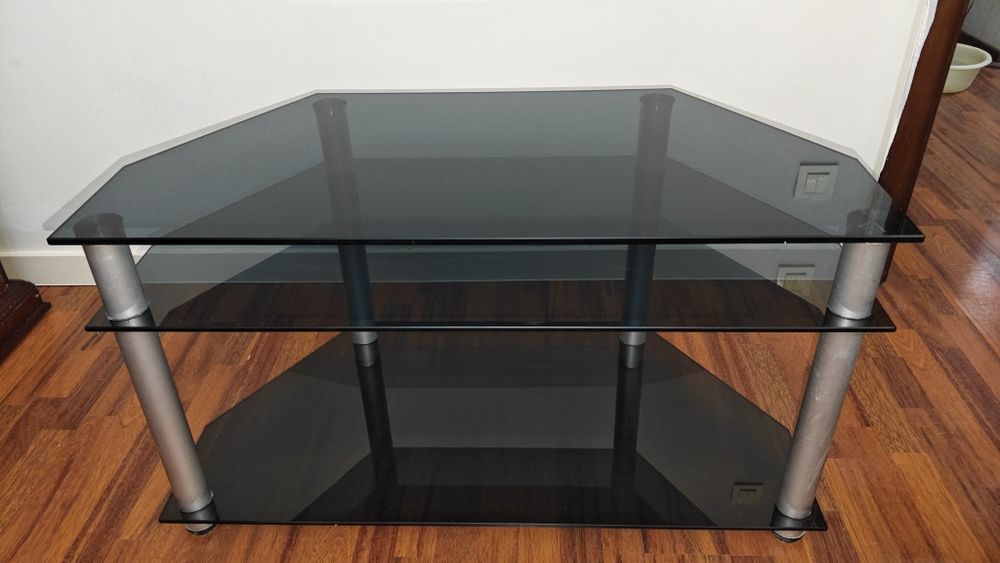 Подставка под ТВ