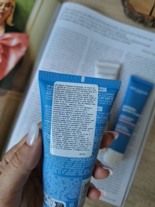 Set 3 produse Yves Rocher Hydra Water-Plump (Cremă, BB Cream SPF50, Mască)