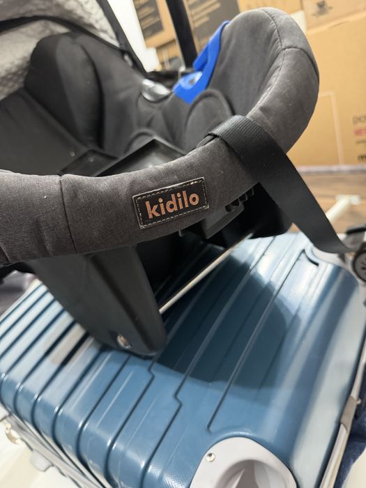 Автокресло и качалка kidilo