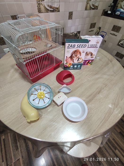Клетка для джунгарика с аксессуарами