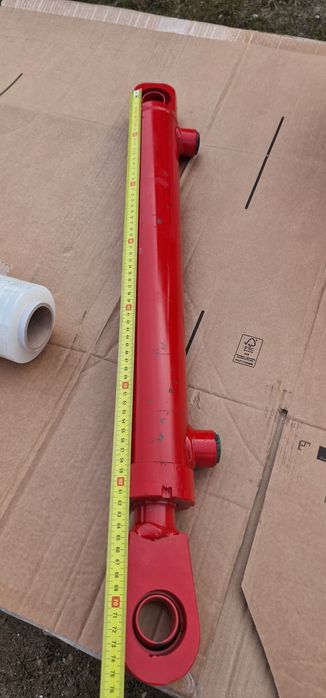 Cilindru hidraulic 720 mm tija 40 mm bolturi 30 mm grosime preț 790 le