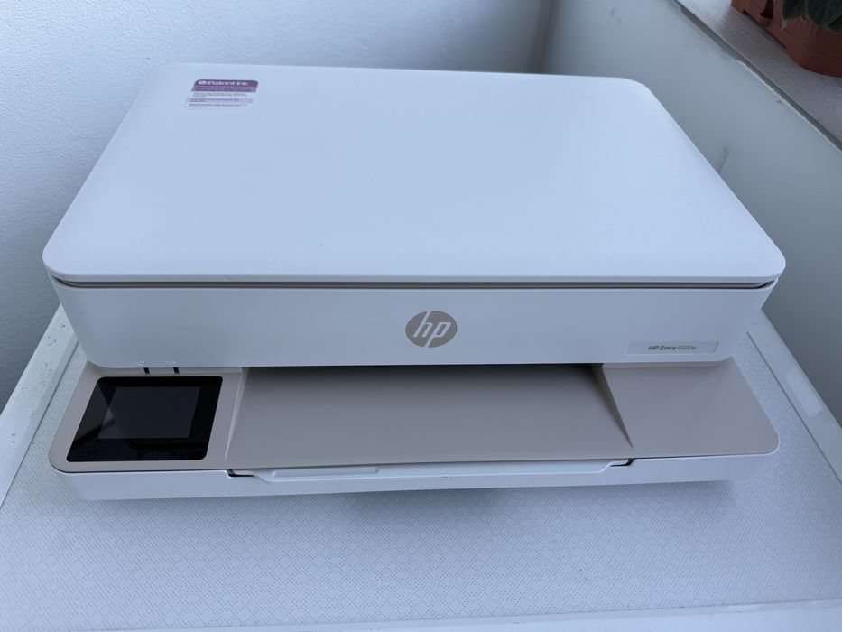 Imprimanta  color cu scaner