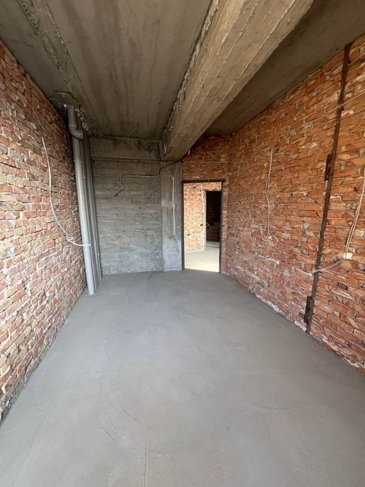 Зудлик  билан  сотилади