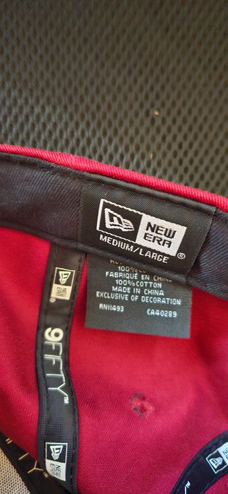 Vand sapca NEW ERA rosie, noua, nepurtata
