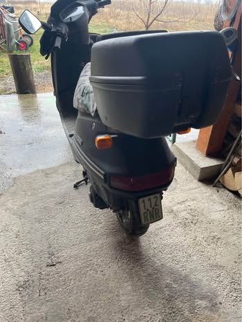 Vând scuter Peugeot hercules SR 80