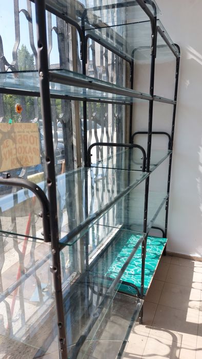 Стелаж магазинен