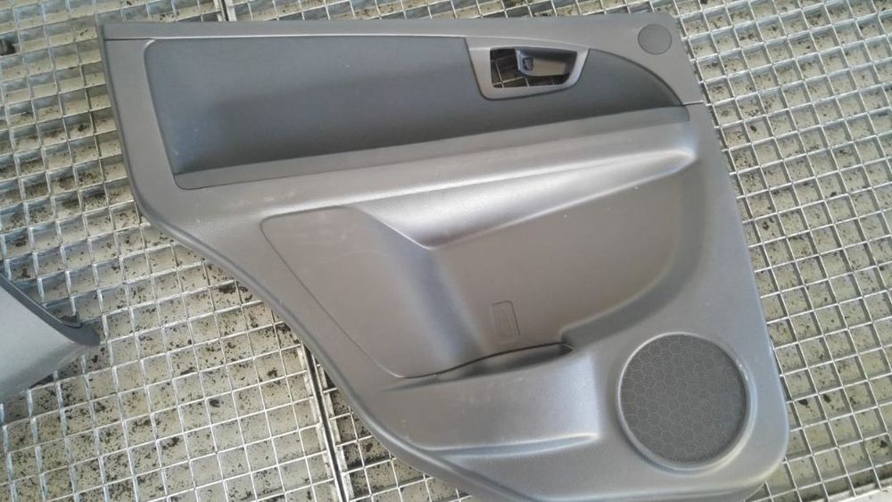 fata tapiterie usa stanga spate fiat sedici 16