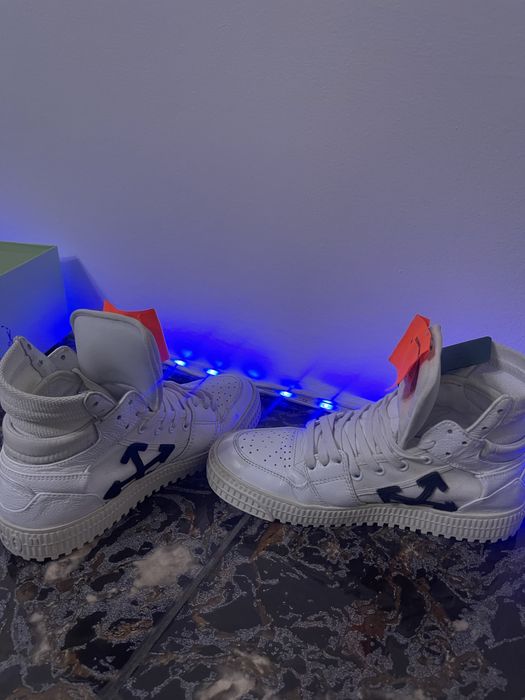 Vand adidasi off white court 3.0, originali, factura, cutie la ei