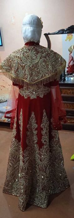 Ҳуррам султон, келинларга кӯйлак