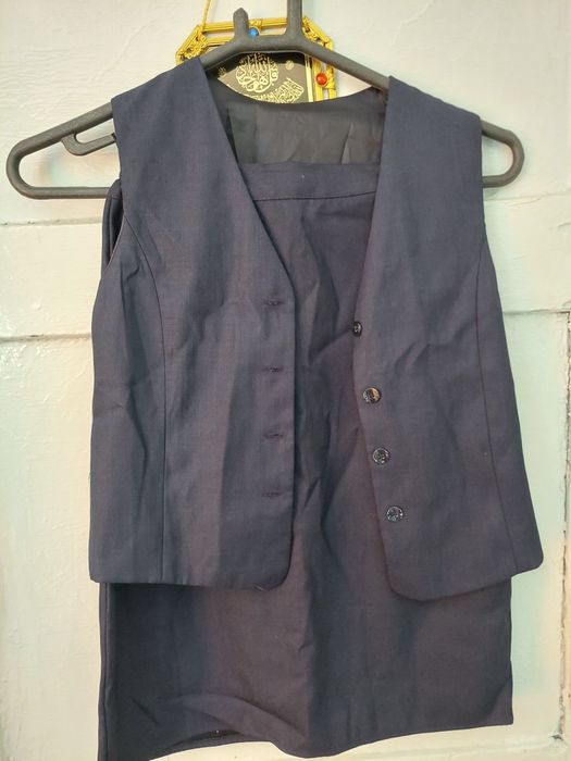 Продам костюм 4 женский