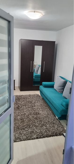 Inchiriez garsoniera