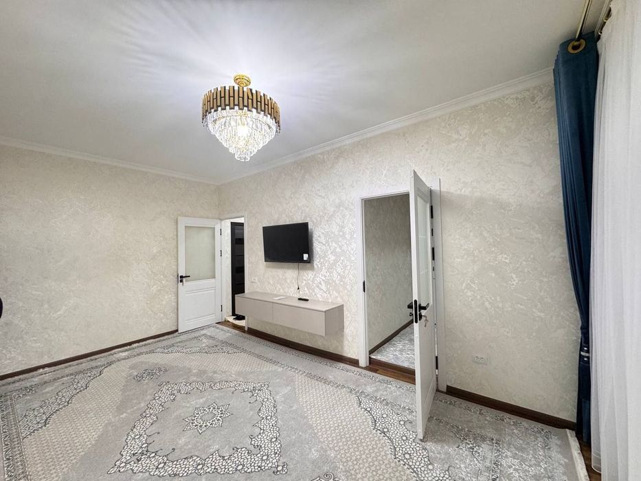 Юнусабад 6 гостиница Хузур 2/1/4 с ремонтом