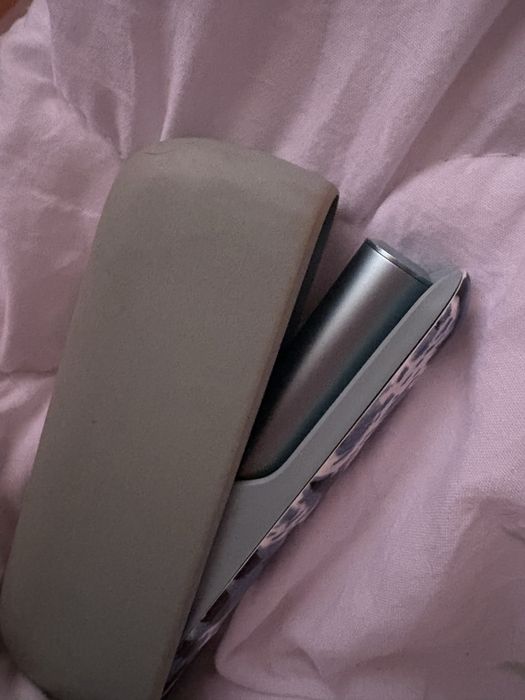 Iqos ILUMA i in stare buna