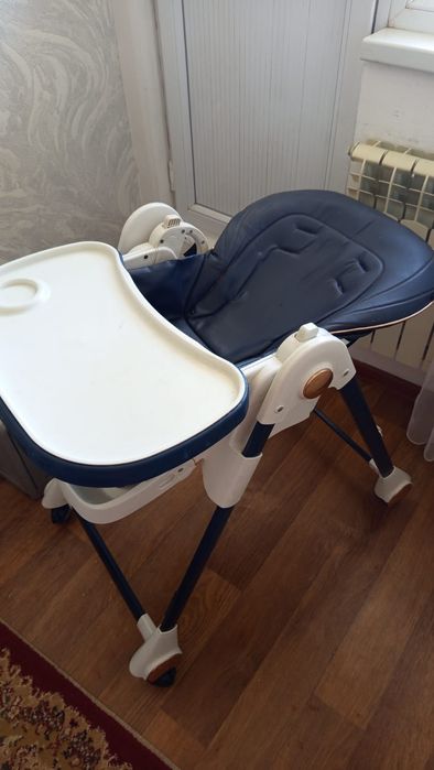 Продам стульчик для кормления