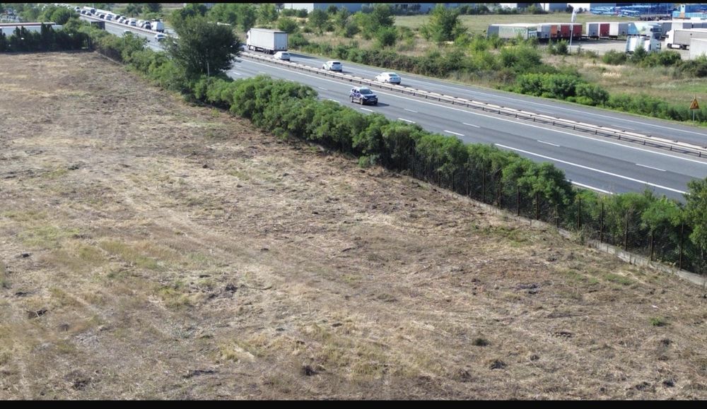 Teren de vanzare acces direct A1