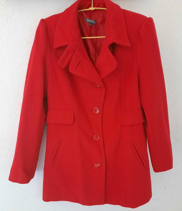 Дамски връхни дрехи якета и палта