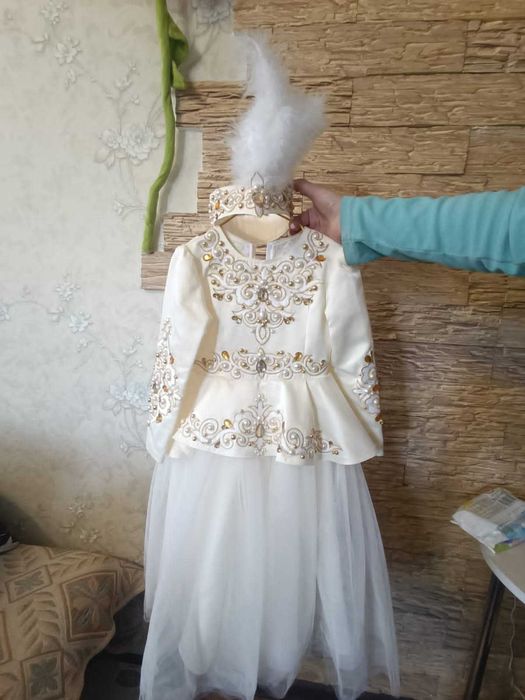 Платья детские для девочек