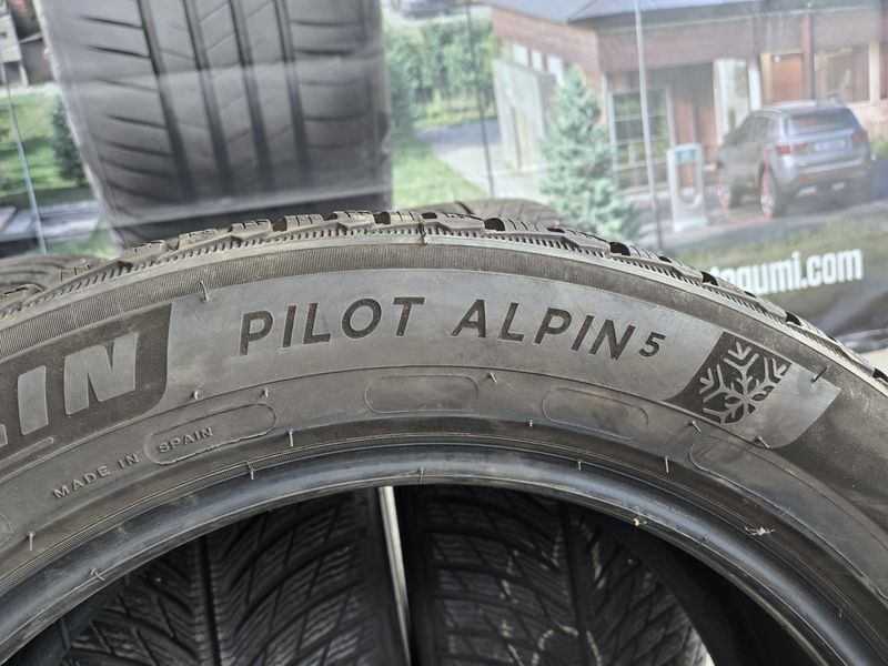 215/55/18 MICHELIN 4бр