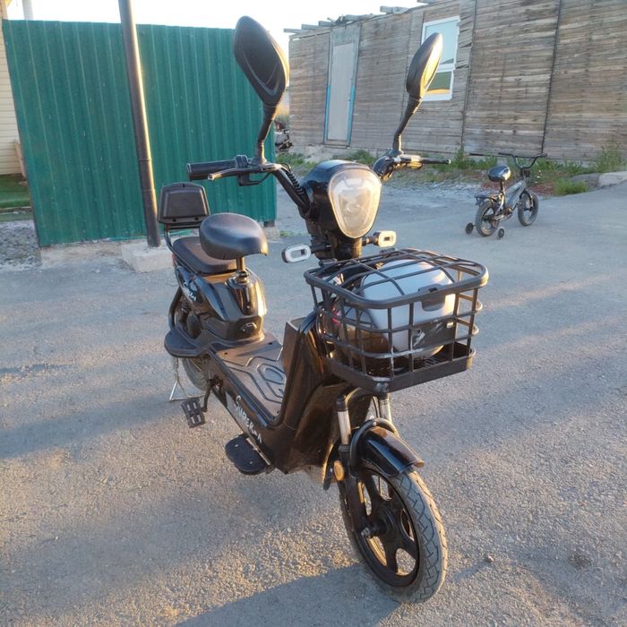 Срочно продам скутер