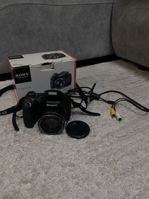 Продам Sony Cyber-shot DSC-H300