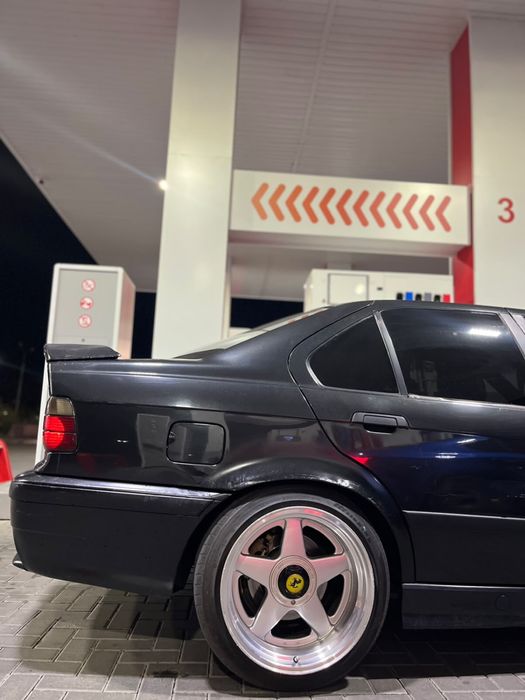 Продам BMW 328i