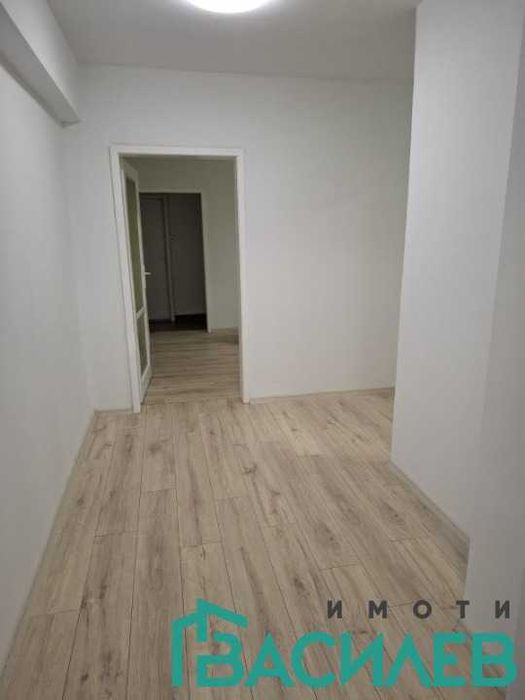 Продава 3-СТАЕН град София, Лагера