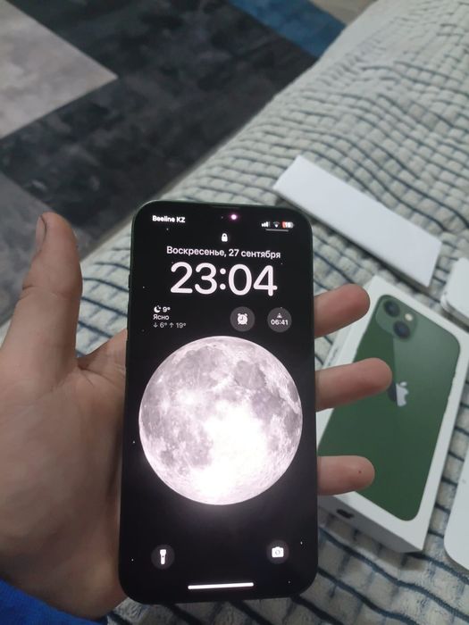Продам айфон 13 .