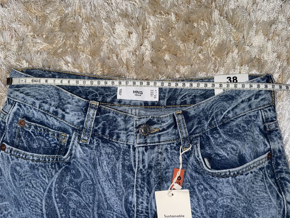 Blugi noi Mango alb cu albastru