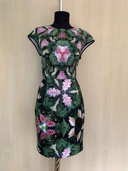Рокля Ted Baker, размер М