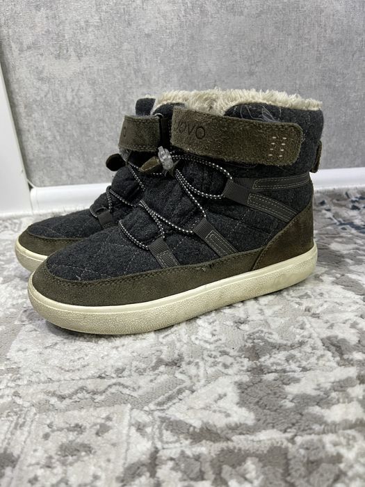 Продам зимние детские ботинки