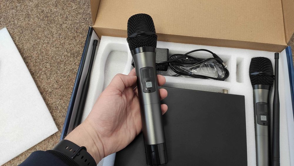 Безжични микрофони с приемник DIVA SP20