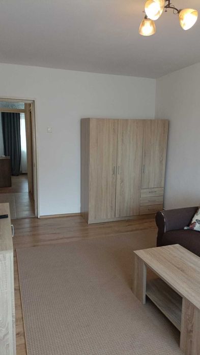 Inchiriez apartament 2 camere, cartier Scriitorilor