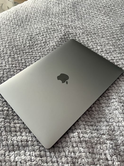 MacBook Pro 13 Touch Bar 2019