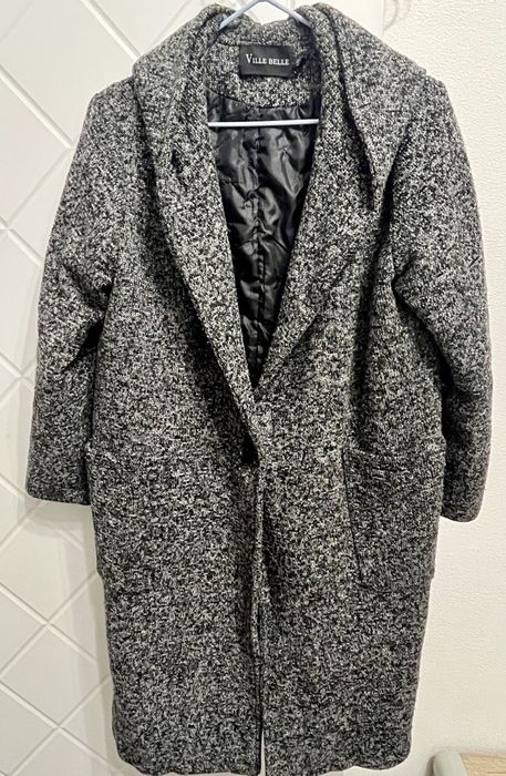 Продам женское пальто  2 XL